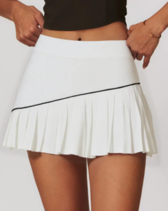 Pocketed Pleated 2-in-1 Tennis Skort — white