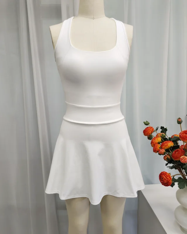 Relaxed-Fit Built-In Bra Tennis Dress — white