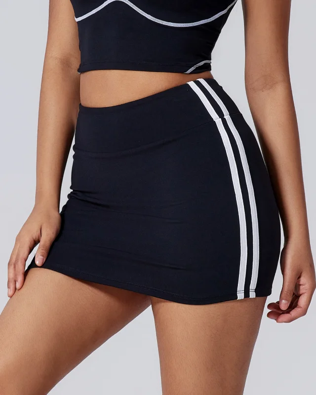 High-Rise Brushed Color-Block Tennis Skirt — Navy