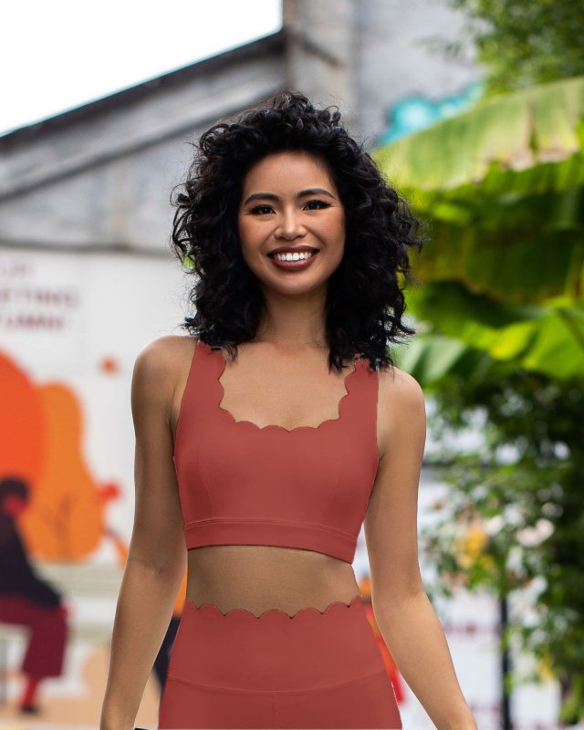 Cross-Back Sports Bra — Red Brown Tan