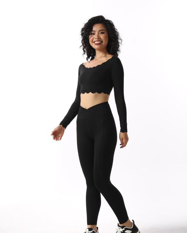 Breathable Long-Sleeve Yoga Set — Black