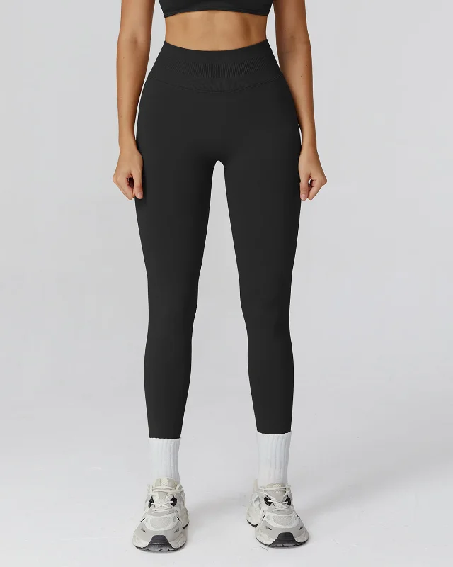 Ruched Seamless High-Rise Leggings — Midnight