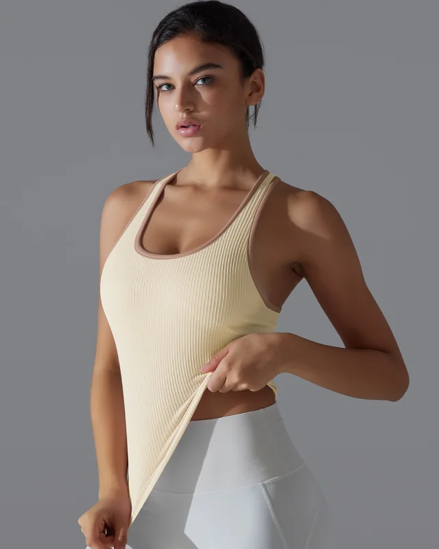 Seamless Sports Bra — Beige